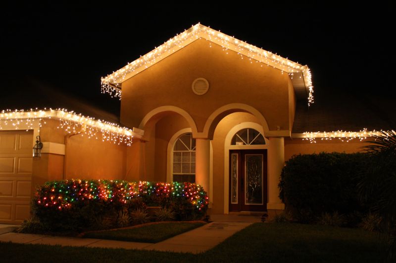 Seasonal Lights Installation in Kansas City, KS