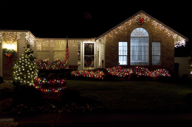 Xmas Lights Installation in Overland Park, KS